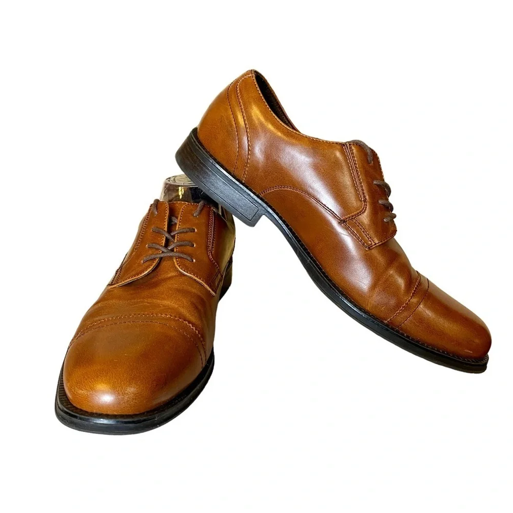 Dockers Garfield - Lace‎ Up Oxford shoes with Cap Toe Size 10.5M